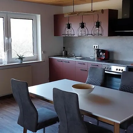 Lägenhet Weingut Will Und Wuerz Lemberger